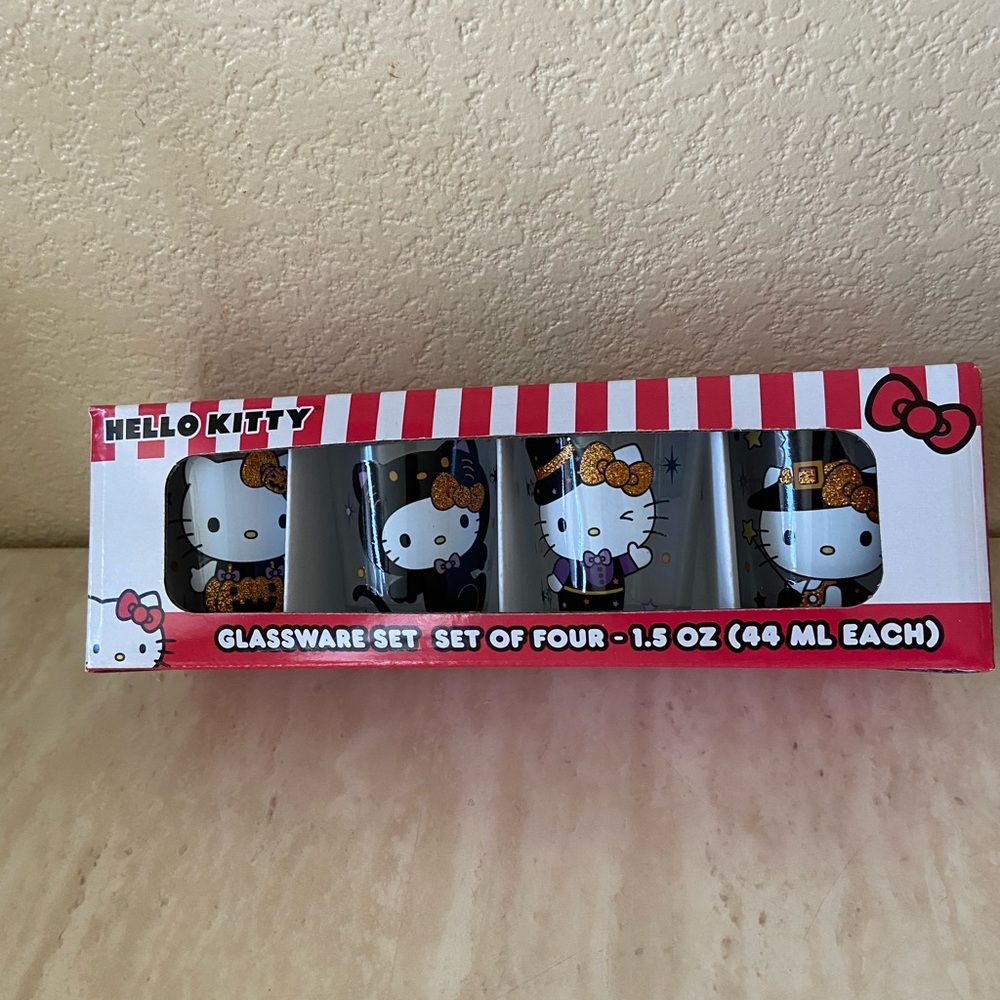 Hello Kitty Halloween Theme Shot Glasses - Set of Four NEW